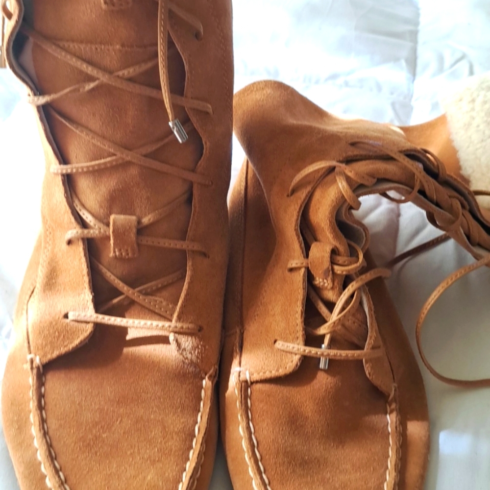 Sperry moccasins